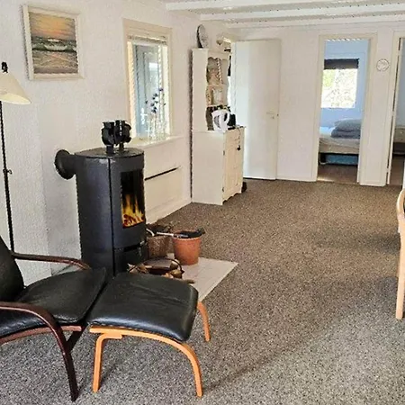 4 Star In Сasa de vacaciones Løkken